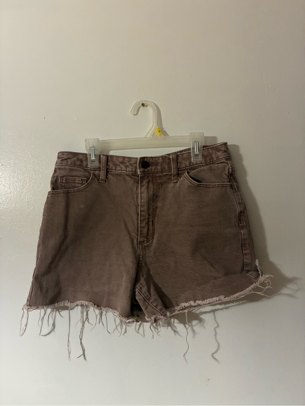 Universal Thread Mauve Frayed Hem Denim Shorts Size 27